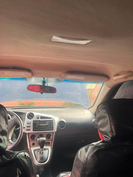 A picture of Toyota matrix 2005