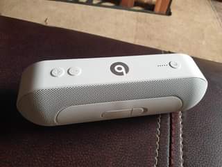 A picture of Beat pills Bluetooth speaker just a month old bought new