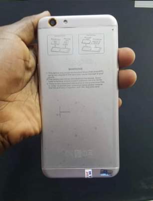 A picture of Oppo F1s