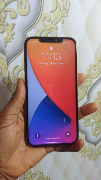 A picture of Iphone 12 pro