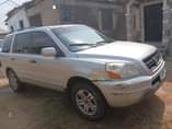 A picture of Honda pilot
