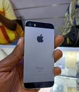 A picture of iPhone SE