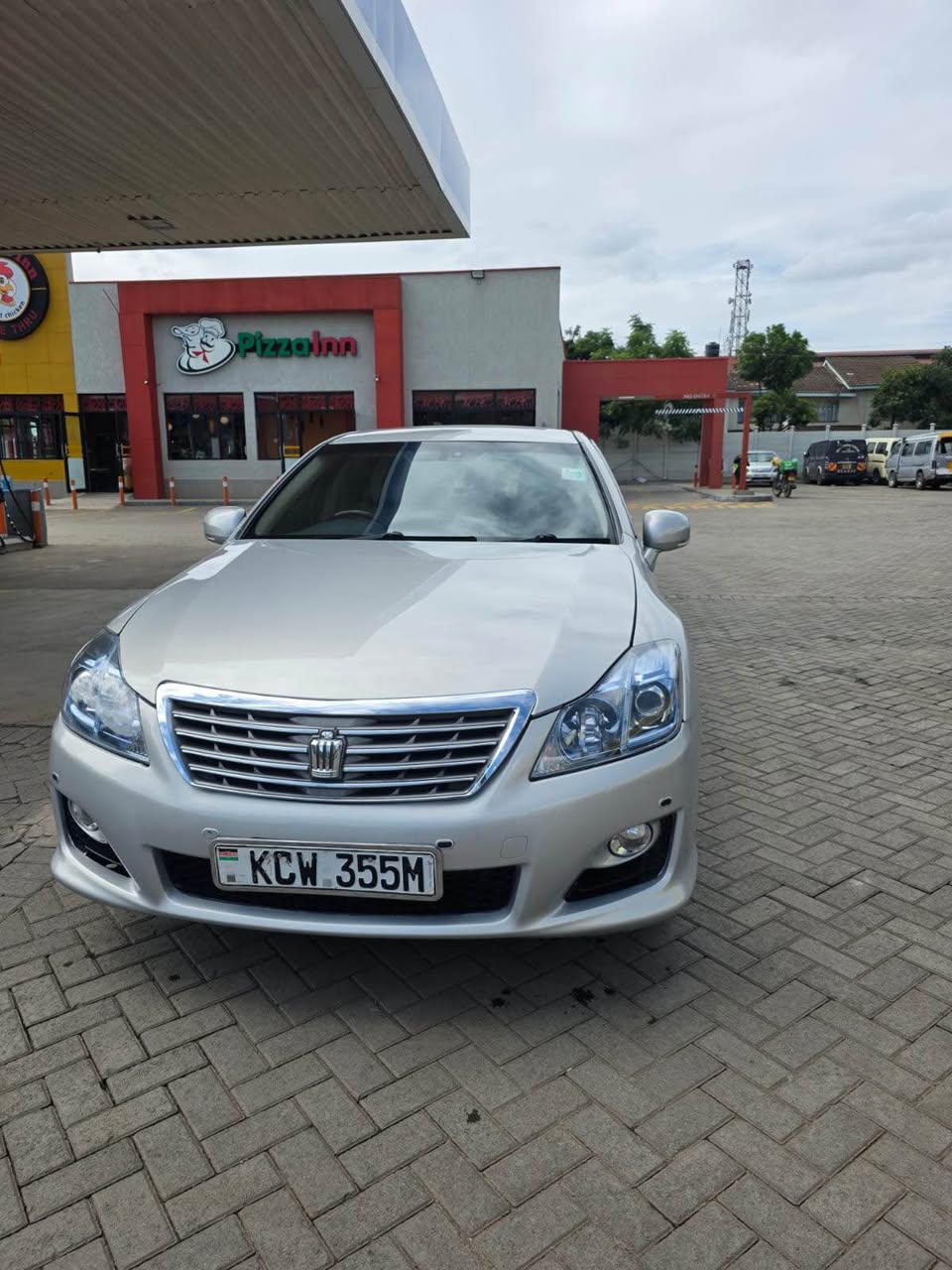 toyota crown