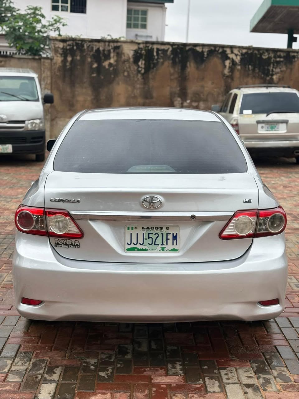 A picture of Toyota corolla