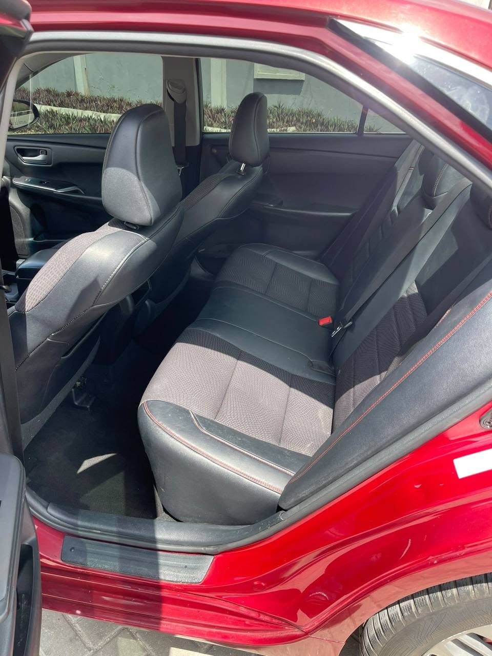 A picture of Foreign Used Camry 2017