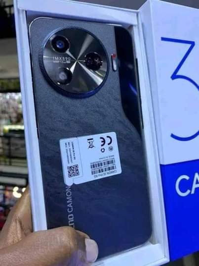 A picture of Camon 30