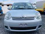A picture of Toyota sienta