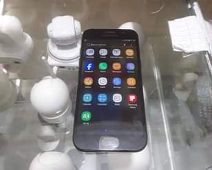 A picture of SAMSUNG GALAXY A5