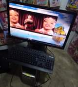 A picture of COMPUTER MASHINE FULL