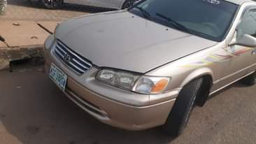 A picture of Camry droplight V6