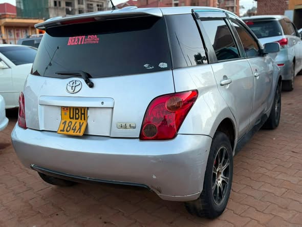 used toyota ist