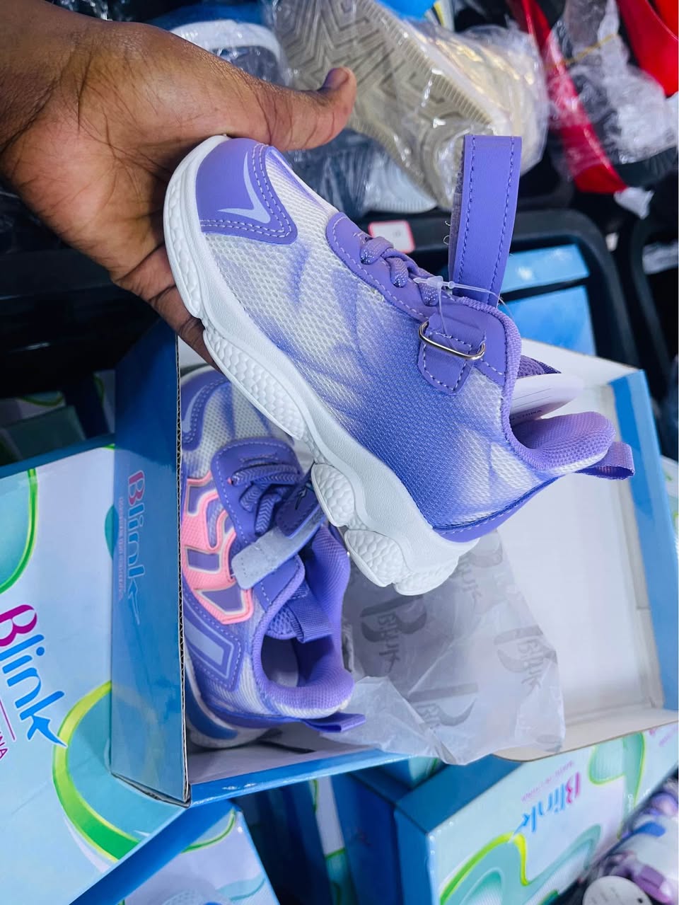 classifieds/shoes