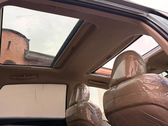 A picture of Toyota Venza 2010