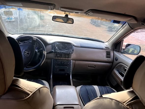 A picture of HONDA PILOT 2005 MODEL 1st Grade Soundless untouched Engine Gear