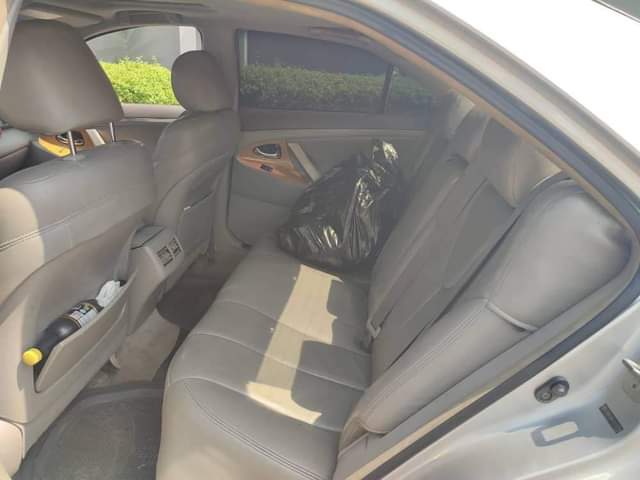 A picture of Toyota Camry 2008 XLE fullest option leather interior sun roof