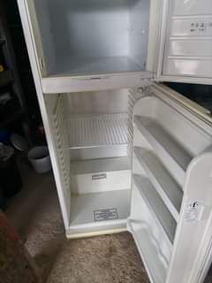classifieds/fridges