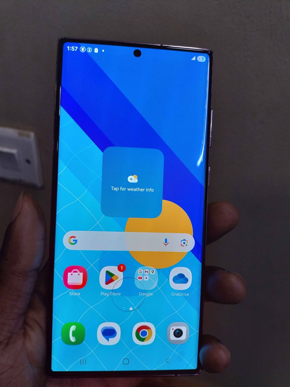 A picture of Galaxy S22 Ultra