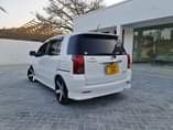 A picture of Price Bei13 5mil Call 0658056651 Toyota Raum DYC Year 2005