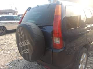 A picture of Honda crv 04