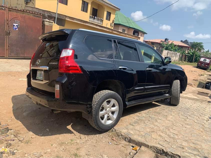 A picture of Vary clean first body GX460 2013 fullest operation keyless power