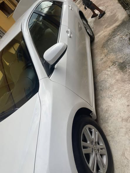 A picture of Toyota Camry 2012