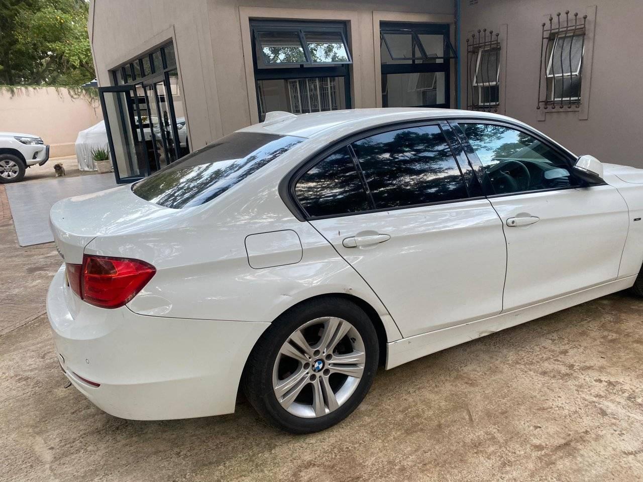 classifieds/cars bmw