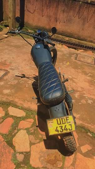 A picture of Custom CG125