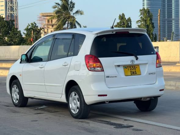 A picture of Toyota spacio