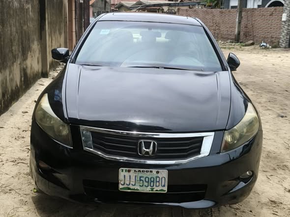 A picture of Distress 2008 Honda V6 3 5 million