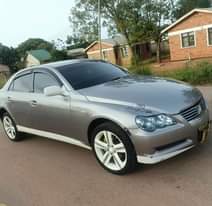 A picture of Toyota mark x