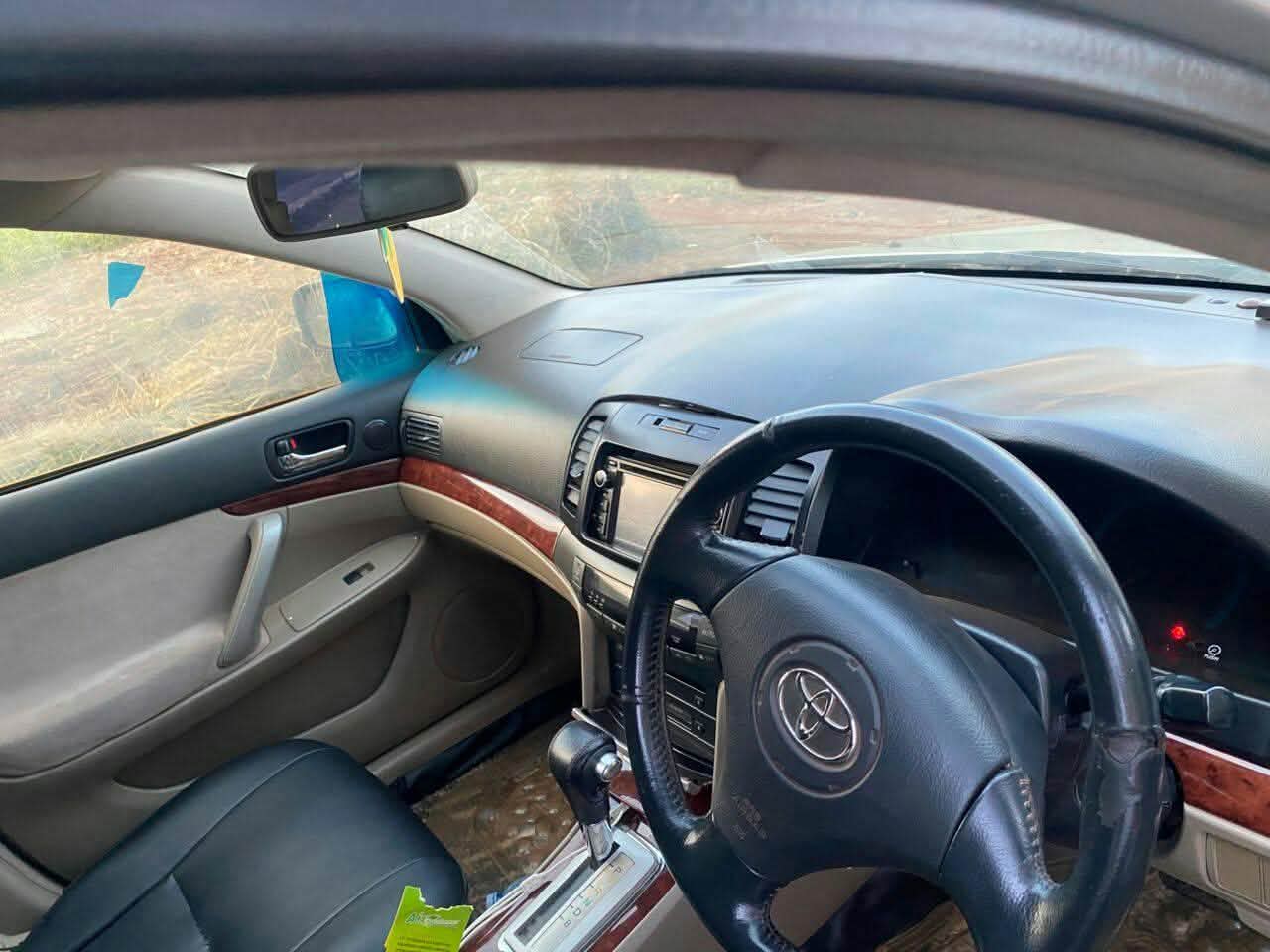 A picture of 2006 Toyota 2006