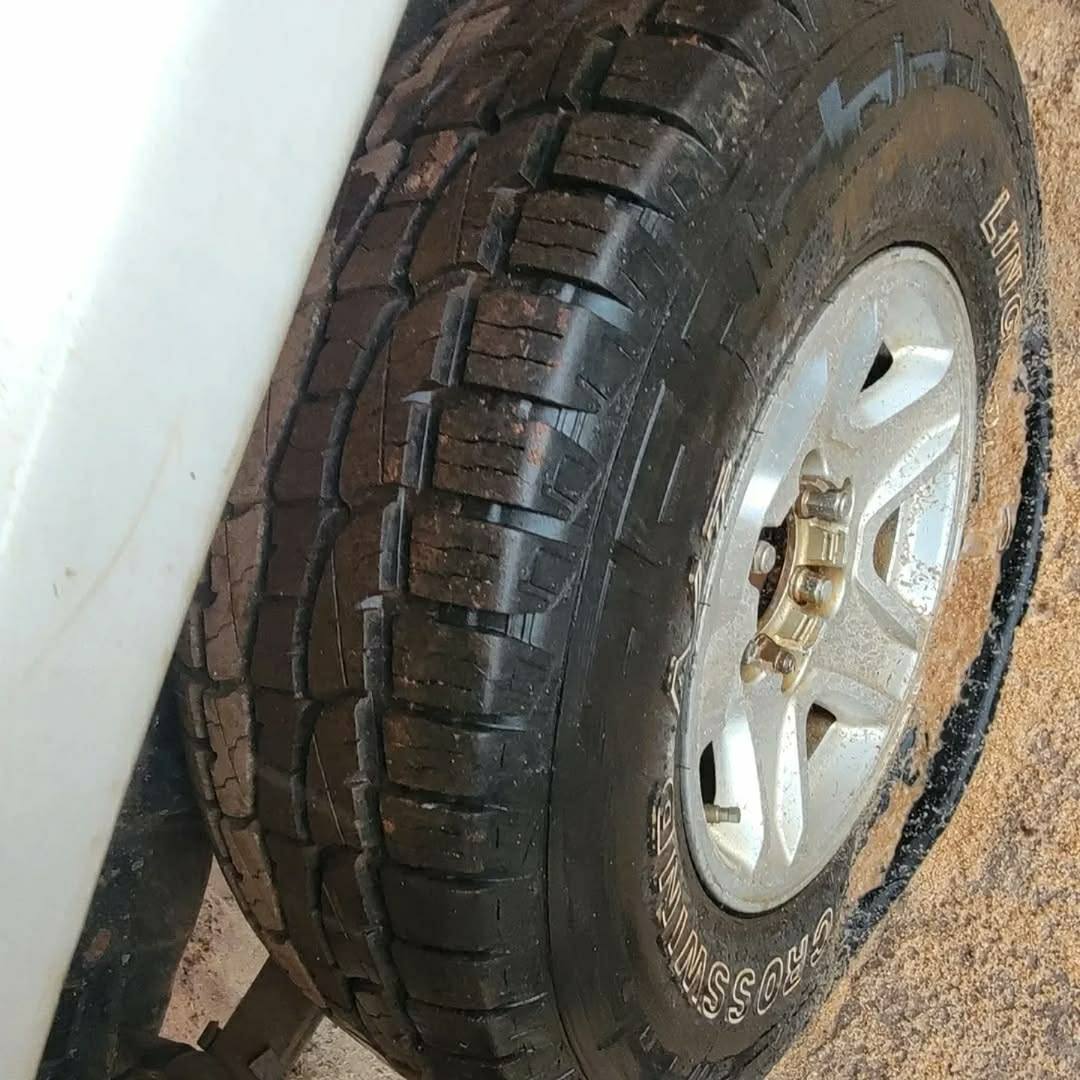 A picture of Toyota landcruiser 8 8 million Iko mwanza Manual Diesel 0744989584