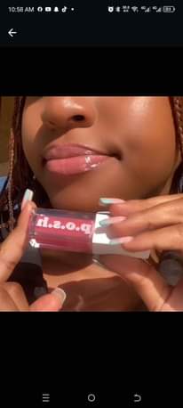 A picture of Lipgloss