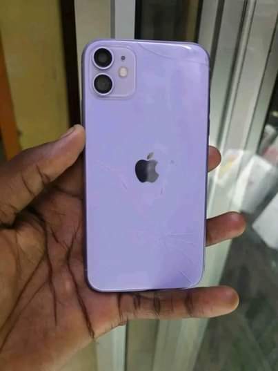 A picture of IPHONE 11 GB 64