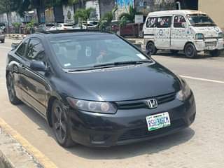 A picture of Honda civic 2008