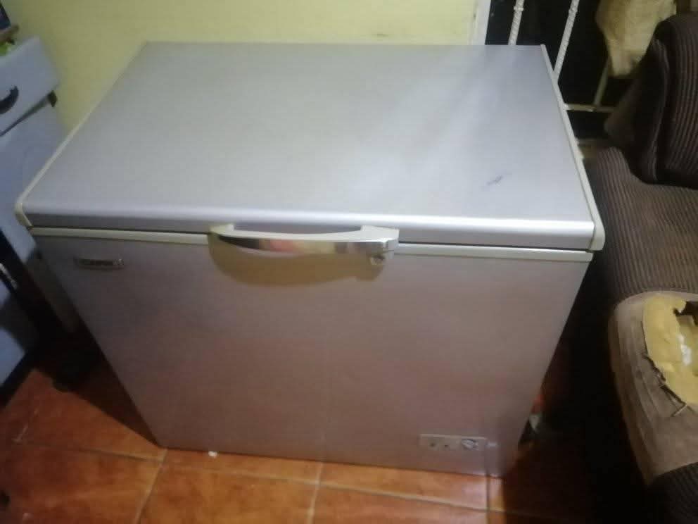 classifieds/fridges