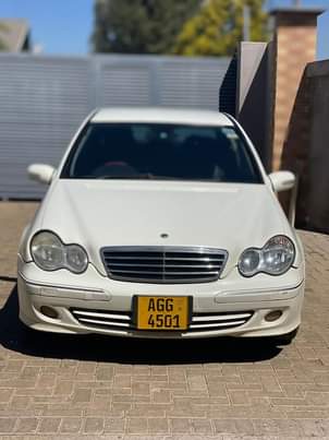 classifieds/cars mercedes