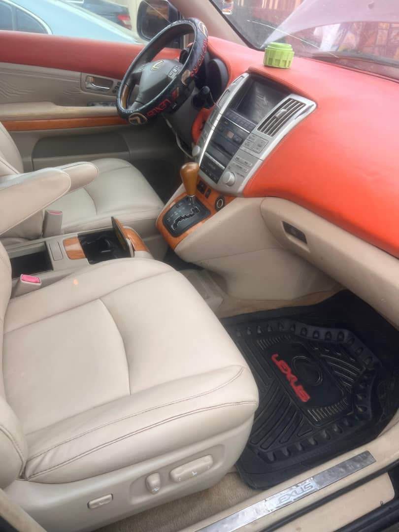 A picture of Awoof Deal Rx350 2007