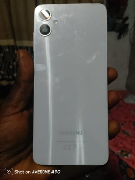 A picture of Samsung AO5
