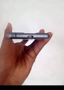 A picture of Sim docomo AQUOS sense3