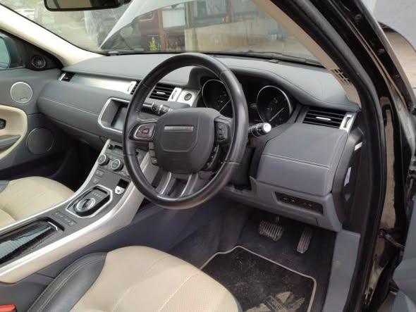 A picture of DAMAGED RANGE ROVER EVOQUE READY TO BE IMPORTED UGX 20MILLION