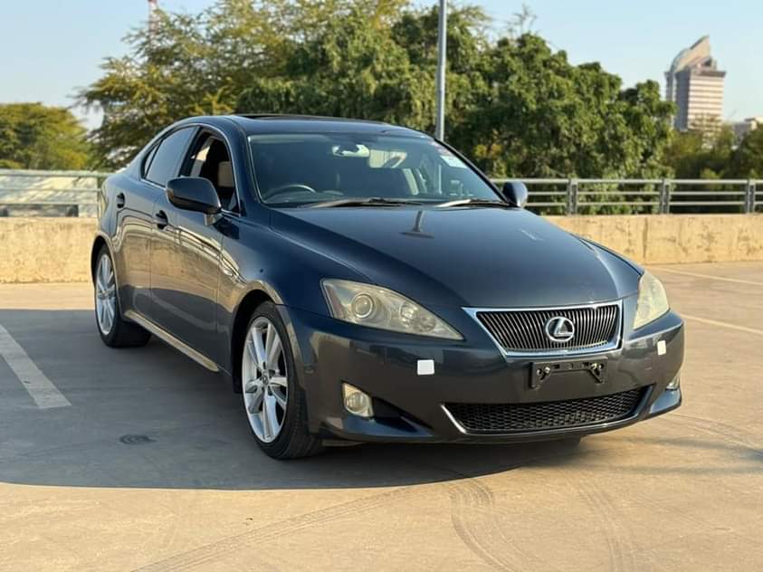 lexus is250