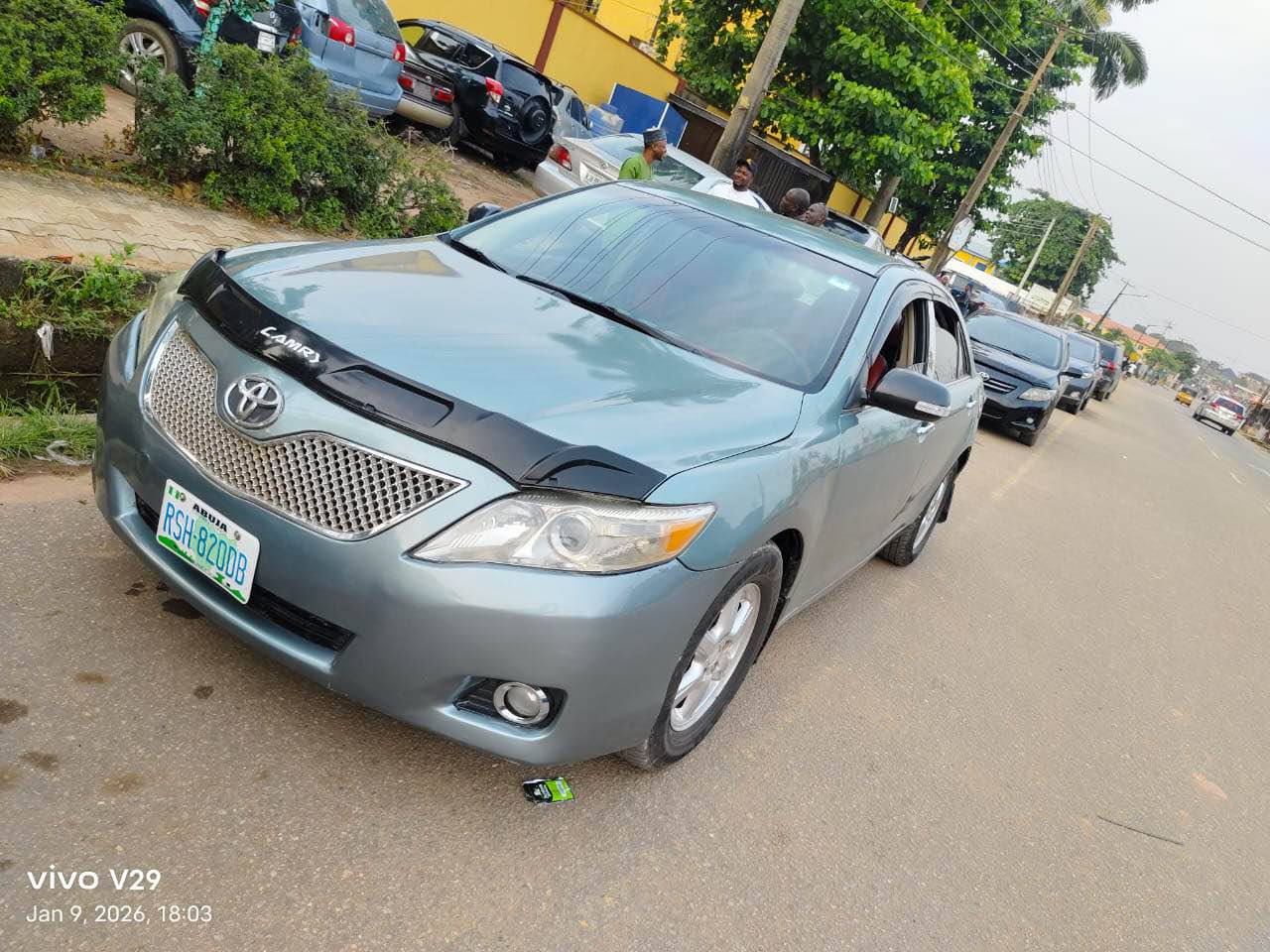 A picture of awoof Toyota Camry 2009 model engine gear AC everything is