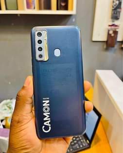 A picture of Tecno camon 17 gb128 O6I2O4IO5O