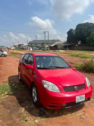 A picture of Toyota matrix