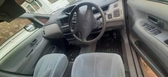 A picture of Toyota nadia UGX 11 000 000