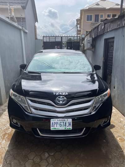 A picture of VENZA DOUBLE PANO DISTRESS SALE DEALER DEAL 9 3M