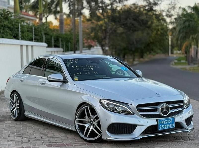 A picture of MERCEDES BENZ C CLASS 200