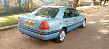 classifieds/cars mercedes