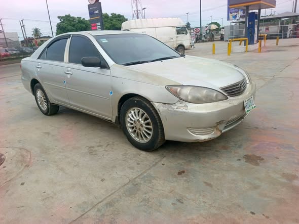 A picture of Owner need cash on this pure first body pan TOYOTA